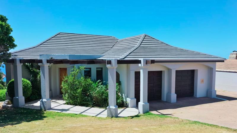 To Let 4 Bedroom Property for Rent in Mossel Bay Golf Estate Western Cape